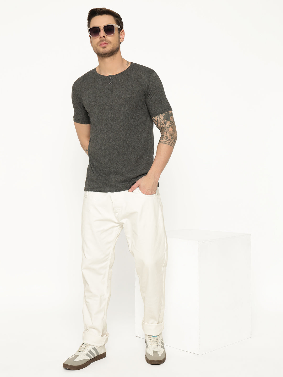 Ap'pulse Men's Short Sleeve Henley Tshirt