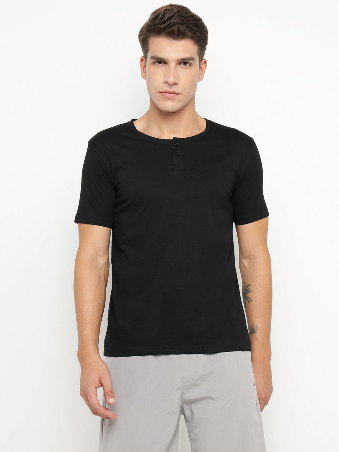 Ap'pulse Men's Short Sleeve Henley Tshirt
