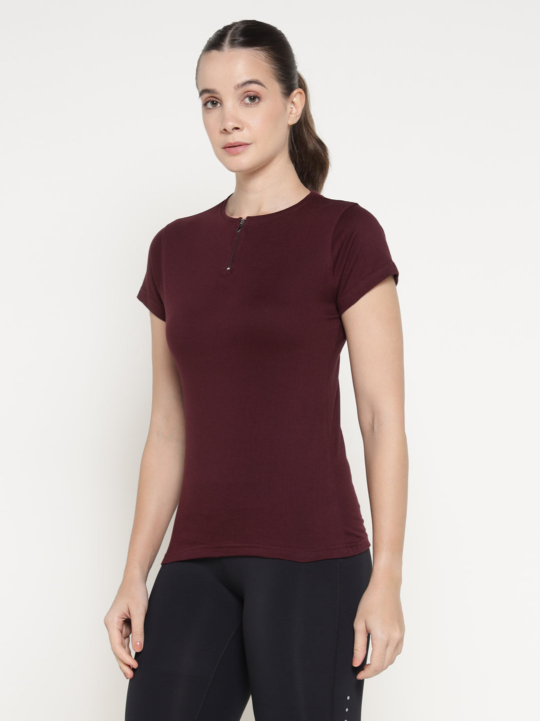 Ap'pulse Women's Short Sleeve Round Neck Zipper Tshirt