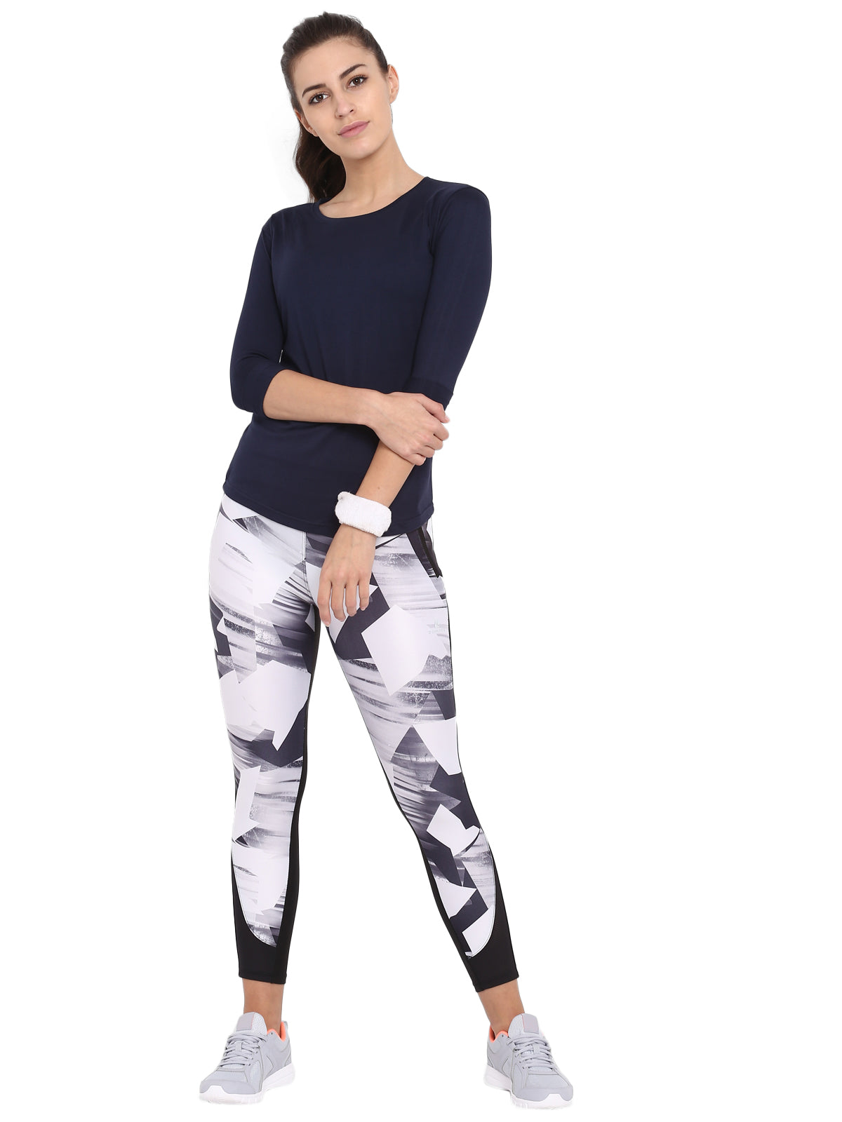 Ap'pulse Women's 3/4th sleeve Round Neck Tshirt